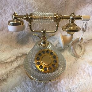 French crystal clear phone